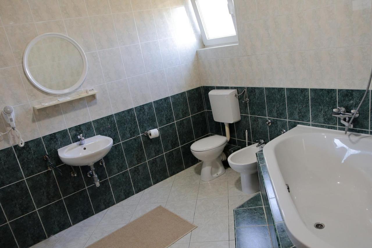 Motel Lav Čapljina Buitenkant foto