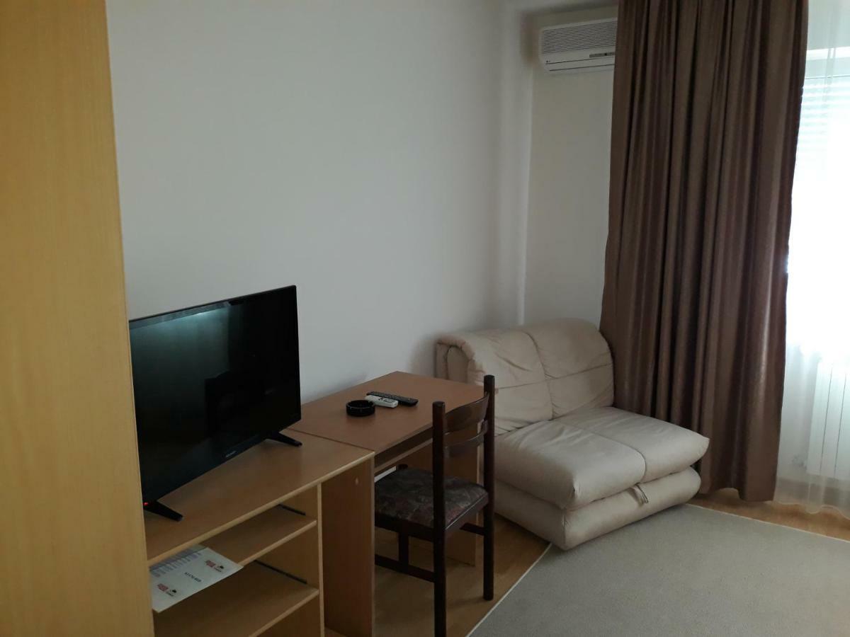 Motel Lav Čapljina Buitenkant foto